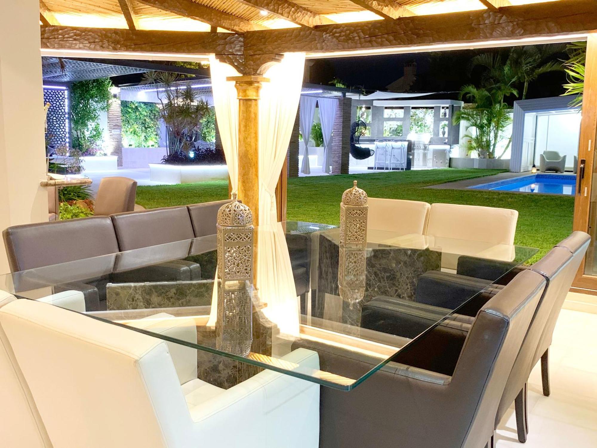 Turrion Fuer 14 Personen In Holiday home *