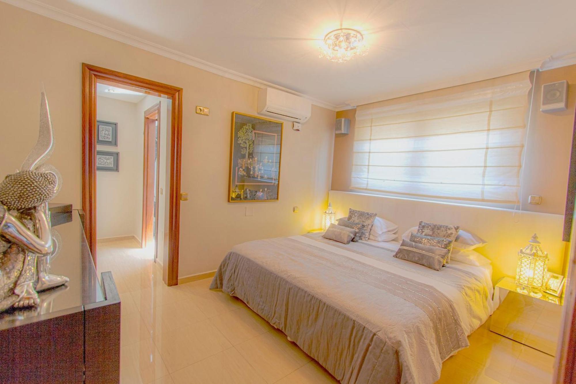 Turrion Fuer 14 Personen In Holiday home *